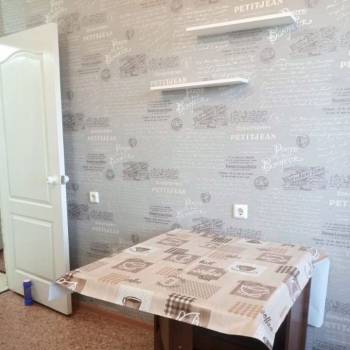Сдается 1-комнатная квартира, 42 м²