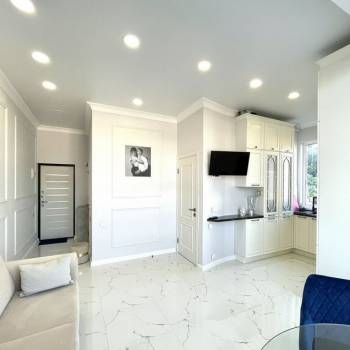 Продается 1-комнатная квартира, 36 м²