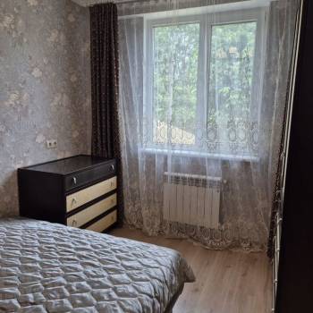 Сдается 1-комнатная квартира, 45 м²