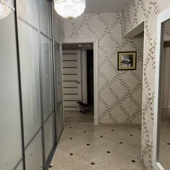 Продается 3-х комнатная квартира, 99,6 м²