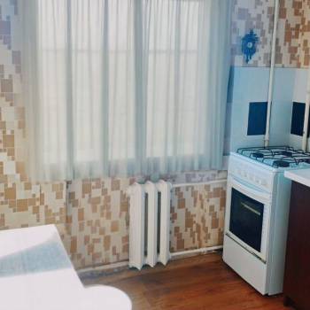 Сдается Многокомнатная квартира, 50 м²