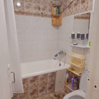 Сдается Многокомнатная квартира, 50 м²