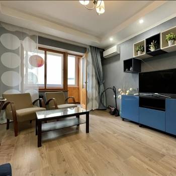 Продается 2-х комнатная квартира, 46 м²
