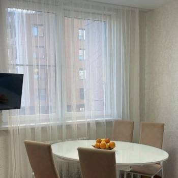 Сдается 1-комнатная квартира, 38 м²