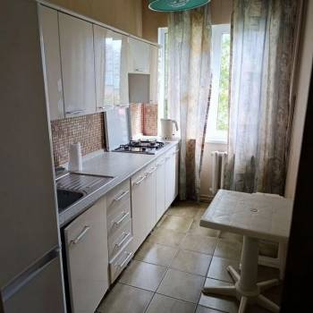 Сдается 1-комнатная квартира, 40 м²