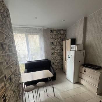 Сдается 1-комнатная квартира, 37 м²