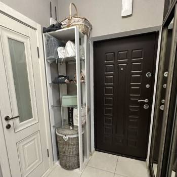 Продается 1-комнатная квартира, 37 м²
