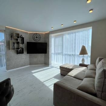 Сдается Многокомнатная квартира, 100 м²