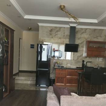 Продается 1-комнатная квартира, 38 м²