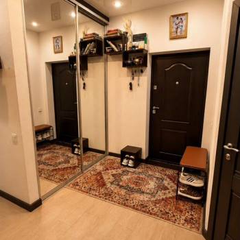 Сдается 1-комнатная квартира, 60 м²