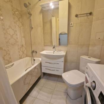 Сдается 1-комнатная квартира, 35 м²