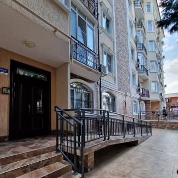 Сдается 1-комнатная квартира, 35 м²
