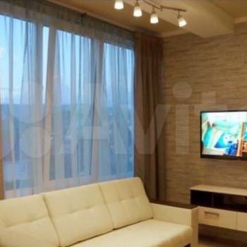 Сдается 1-комнатная квартира, 41 м²