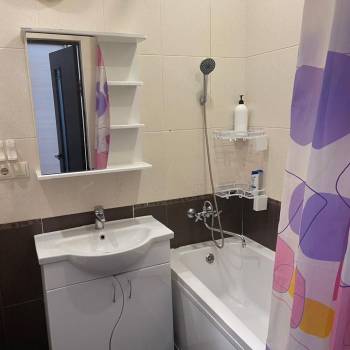 Сдается 1-комнатная квартира, 40 м²