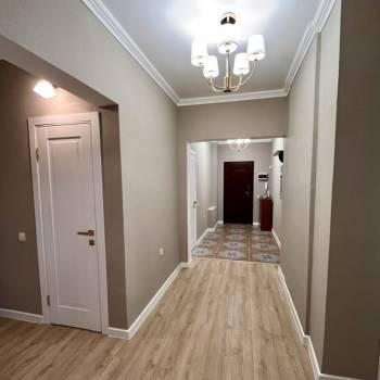 Продается 2-х комнатная квартира, 98 м²