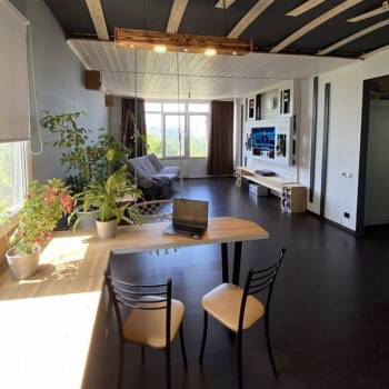 Продается Дом, 180 м²