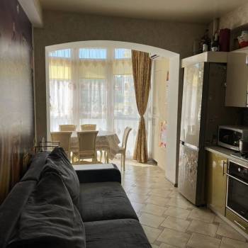 Продается 1-комнатная квартира, 46 м²