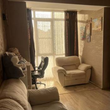 Продается 1-комнатная квартира, 46 м²