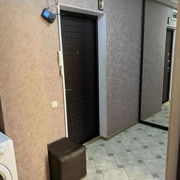 Продается 1-комнатная квартира, 46 м²