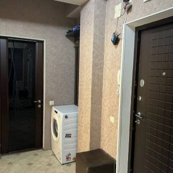 Продается 1-комнатная квартира, 46 м²