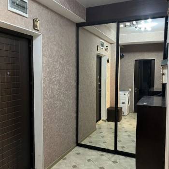Продается 1-комнатная квартира, 46 м²