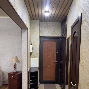 Сдается Многокомнатная квартира, 60 м²