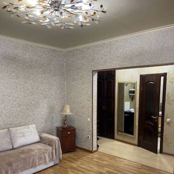 Сдается Многокомнатная квартира, 60 м²