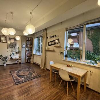 Продается 1-комнатная квартира, 40 м²