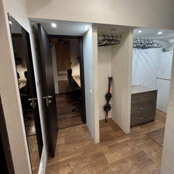 Продается 1-комнатная квартира, 40 м²