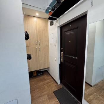 Продается 1-комнатная квартира, 40 м²