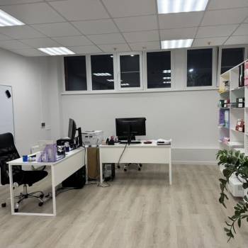 Продается Нежилое помещение, 62 м²