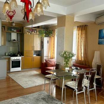 Сдается 2-х комнатная квартира, 64 м²