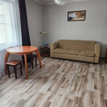 Сдается 1-комнатная квартира, 50 м²