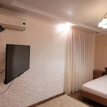 Продается 1-комнатная квартира, 35 м²