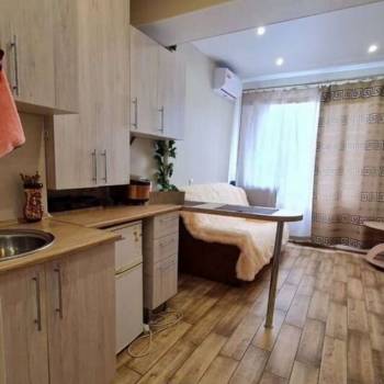Продается 1-комнатная квартира, 18 м²