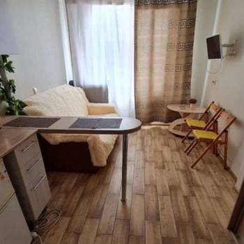 Продается 1-комнатная квартира, 18 м²