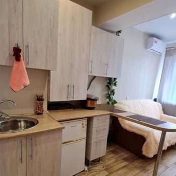 Продается 1-комнатная квартира, 18 м²