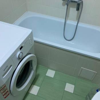 Продается 1-комнатная квартира, 97 м²