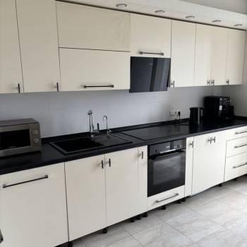 Сдается 2-х комнатная квартира, 65 м²