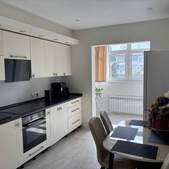 Сдается 2-х комнатная квартира, 65 м²
