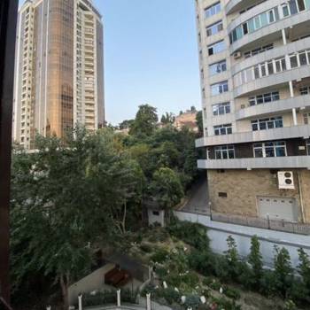 Продается 1-комнатная квартира, 37,1 м²
