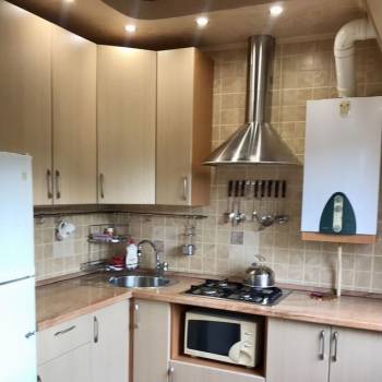 Продается 1-комнатная квартира, 48 м²