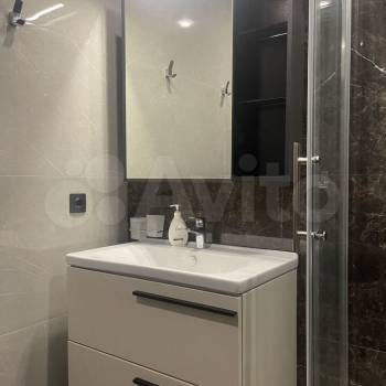 Сдается 2-х комнатная квартира, 75 м²