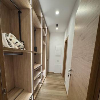 Продается 3-х комнатная квартира, 131 м²
