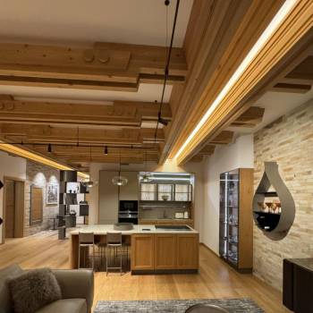 Продается 3-х комнатная квартира, 131 м²