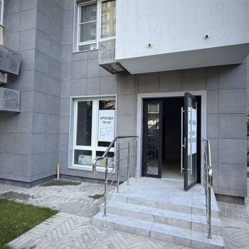 Сдается Нежилое помещение, 74 м²