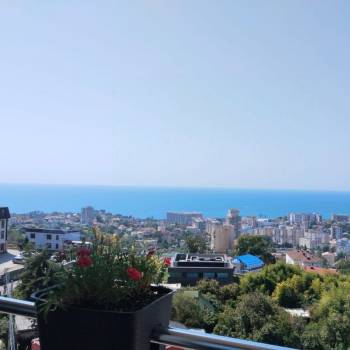 Продается 3-х комнатная квартира, 107 м²