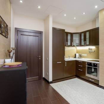 Сдается 2-х комнатная квартира, 106 м²