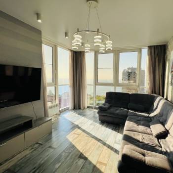 Сдается Многокомнатная квартира, 130 м²