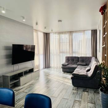 Сдается Многокомнатная квартира, 130 м²